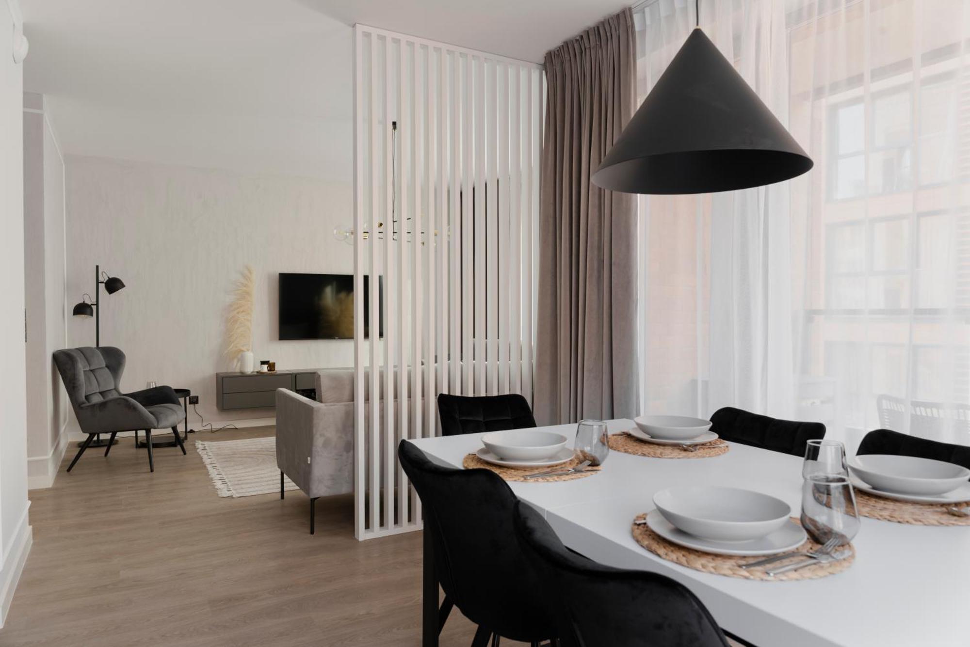 Scala 60D City Center Apartments With Parking By Lion Apartments Gdańsk Eksteriør billede
